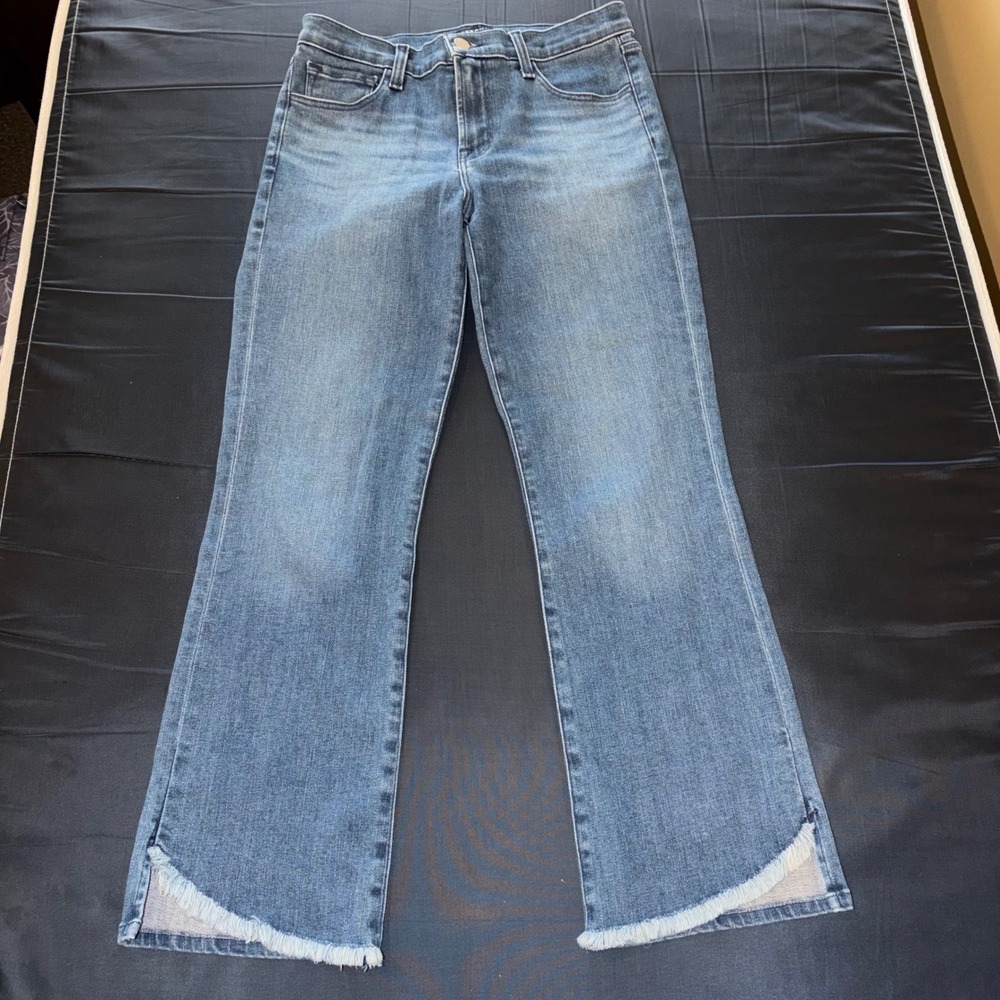 J Brand Selena Mid Rise Cropped Bootcut Jeans Blue Frayed Tulip Hem 27‎ JB002022